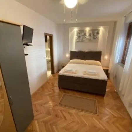 2 * Baška Voda
